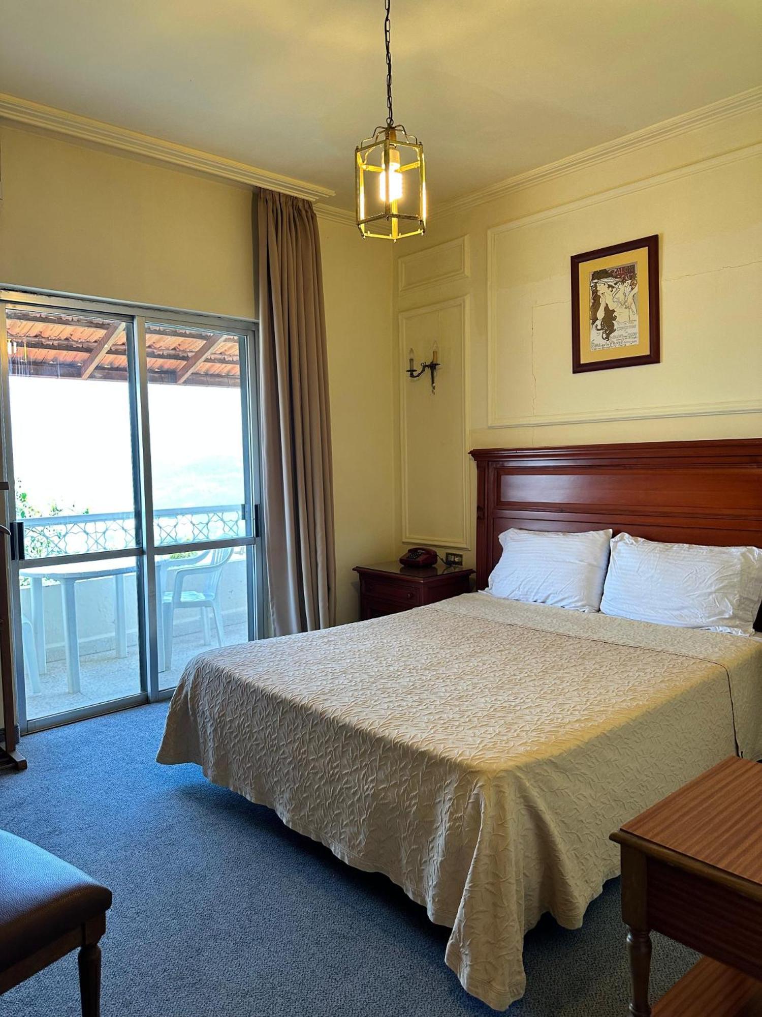 Le Crillon Hotel Brummana Buitenkant foto