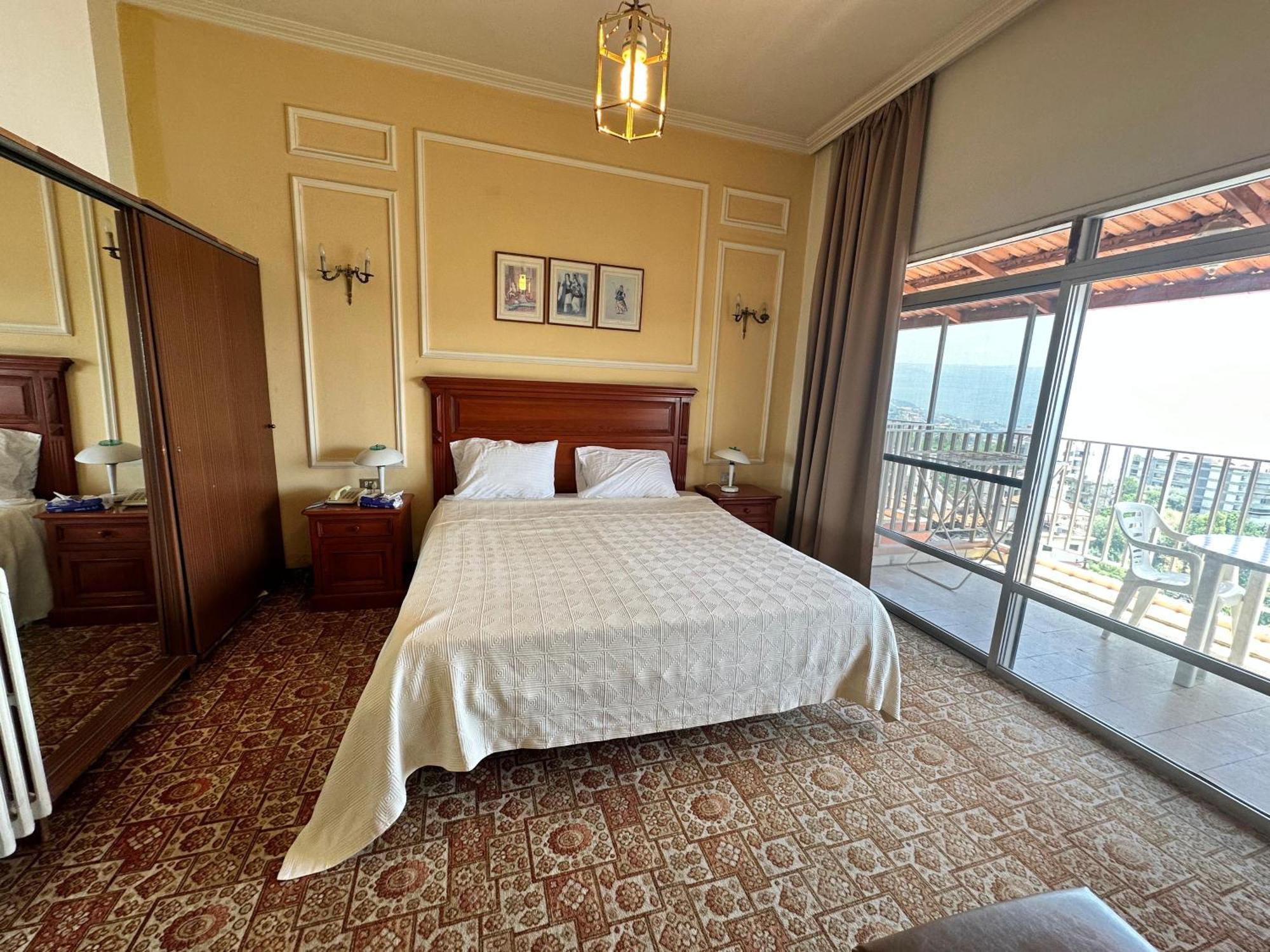 Le Crillon Hotel Brummana Buitenkant foto