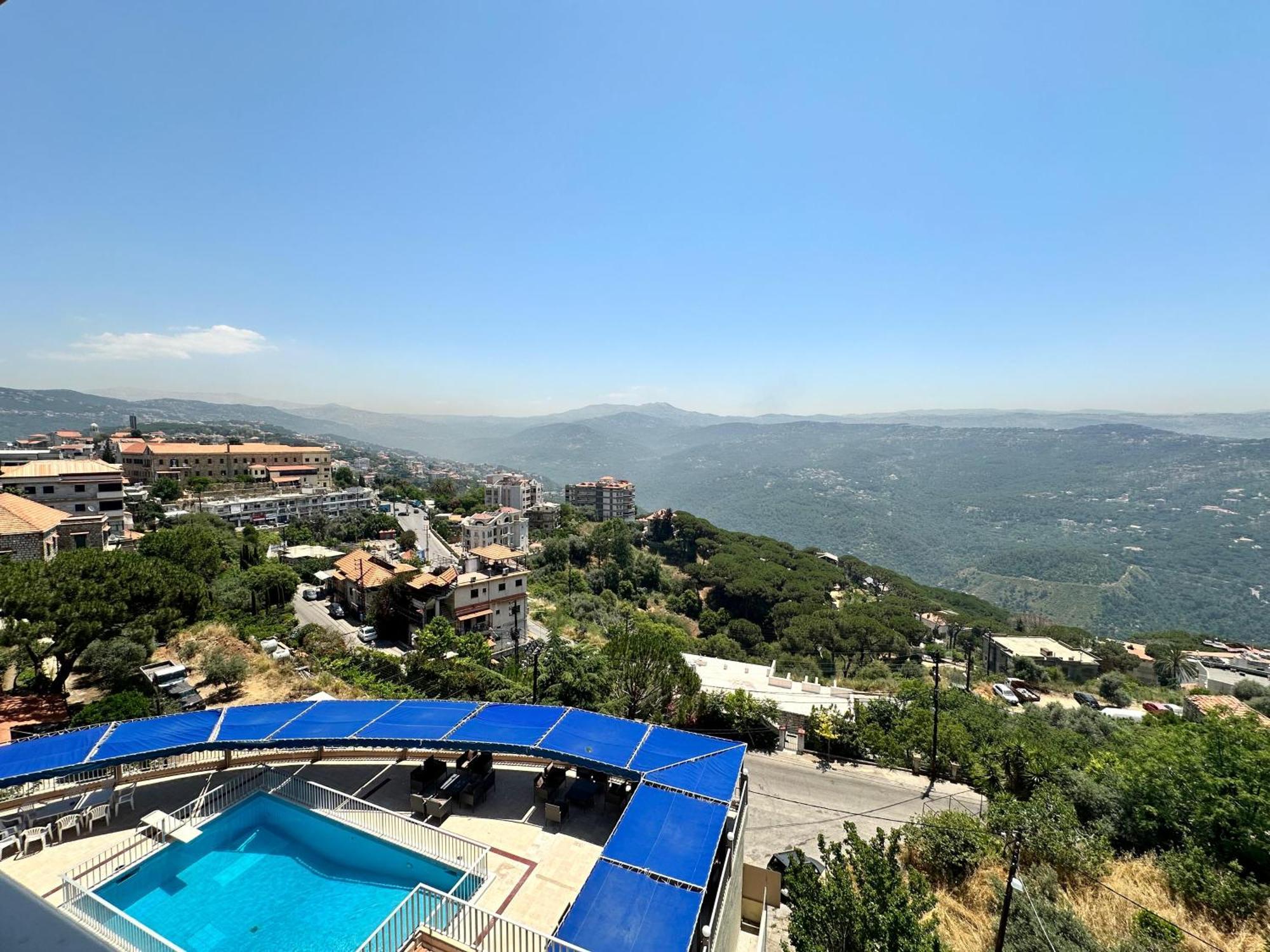 Le Crillon Hotel Brummana Buitenkant foto