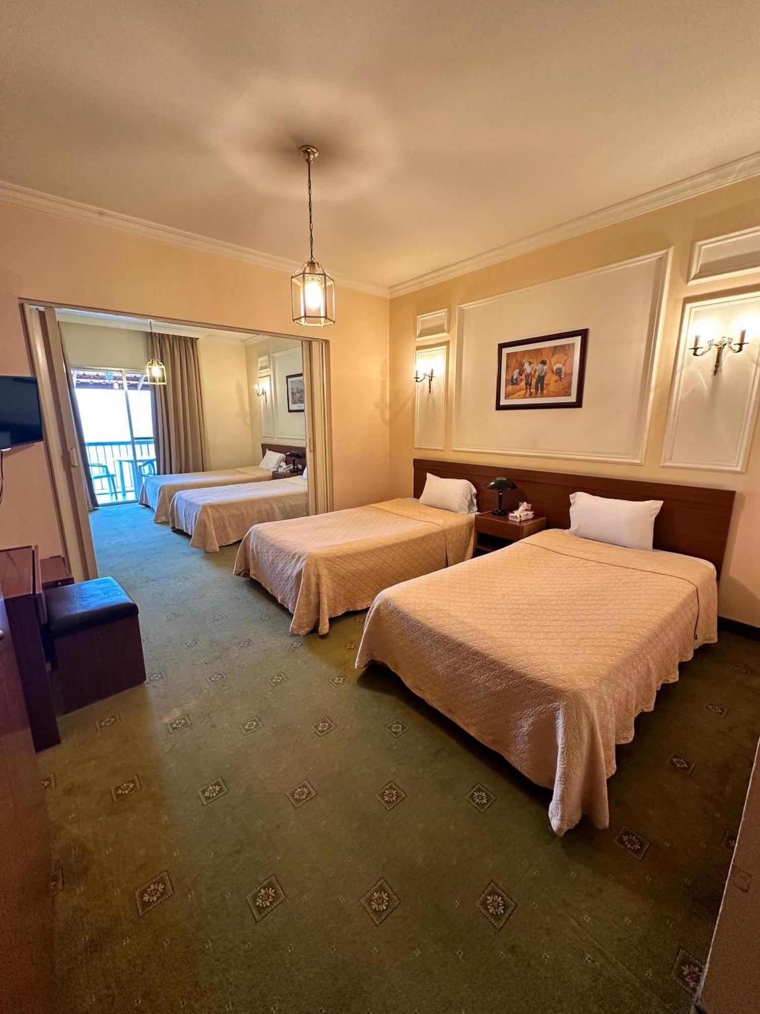 Le Crillon Hotel Brummana Buitenkant foto